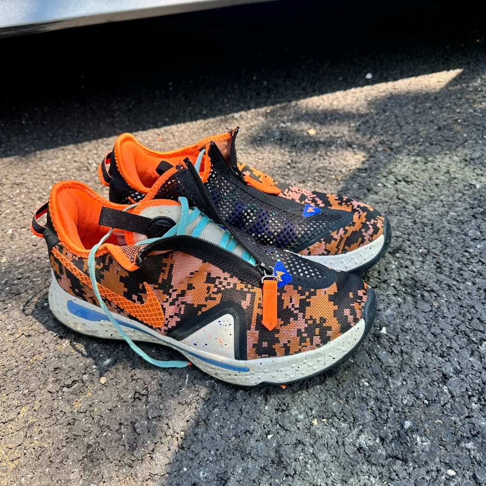 Camouflage Sneakers - Orange and Black